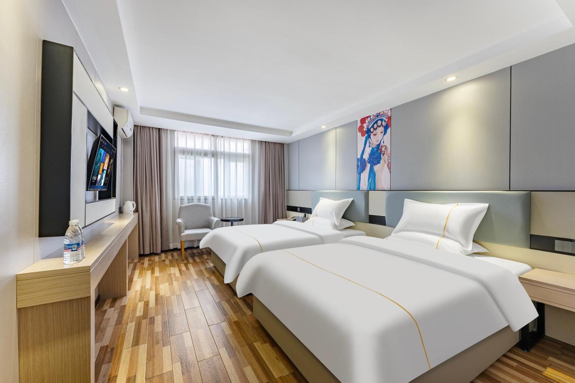 逸米酒店 -西村地铁站 Guangzhou Exteriör bild
